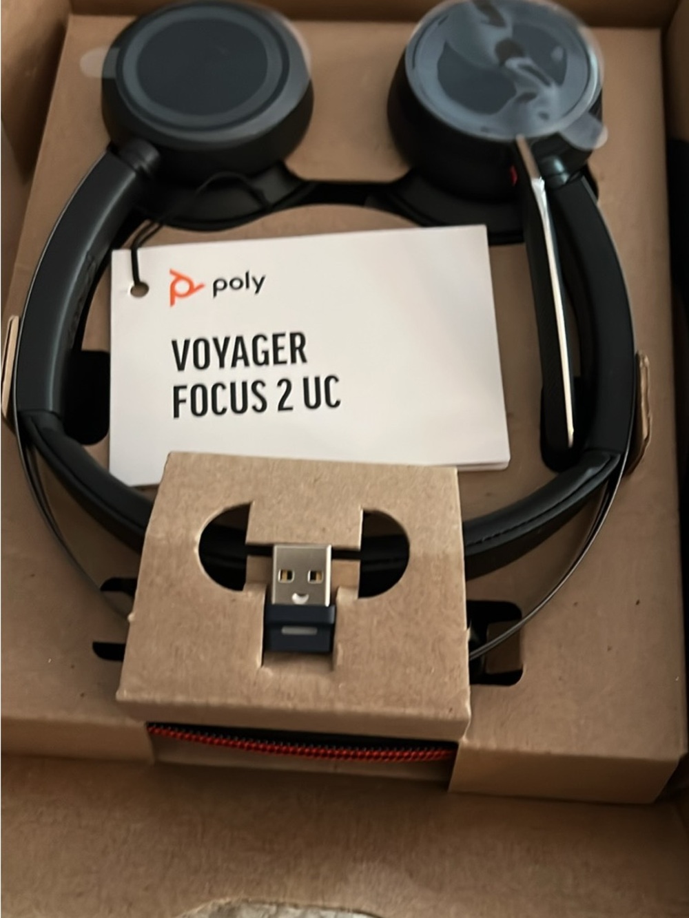 POL Voyager Focus 2 UC Wireless Headset - Black